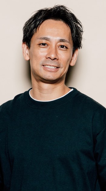 山崎 令二郎